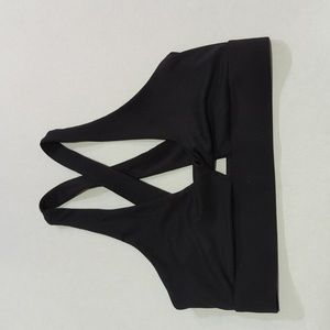 Fabletics Oasis Twist Women's Black Unpadded Sports Bra Size Medium